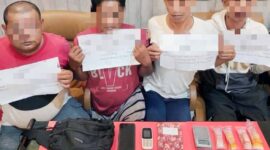 Empat Orang Laki-Laki berinisial KA (39), SO (30), RT (30) dan RY (42 Diamankan Satresnarkoba Polresta Jambi Karena Diduga Mengedarkan Sabu-Sabu. FOTO : Polresta Jambi/Dhea