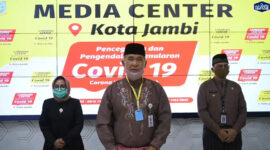 FOTO : Jubir Gugus Tugas Penanganan Covid-19 untuk Kota Jambi, Dr. H. Syarif Fasha saat Menyampaikan Pres Rilis, Senin (18/05/20)