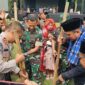 Dandim 041/Bute Letkol Inf Arief Widyanto Hadiri Pertunjukan Sidang Balai Panjang pada Festival Kenduri Swarnabumi I Kabupaten Bungo. FOTO : PENDIM