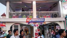 Suasana Booth Bright Store by Pertamina di Gelaran Jakarta Fair 2026 di area outdoor depan Gate G JIExpo Kemayoran, (FOTO : Dok. Istimewa Pertamina)