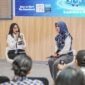 VP Corporate Communication Pertamina Patra Niaga, Kitty Andhora (kanan), berbincang dalam sesi diskusi bersama media pada Press Day GIIAS 2026 di ICE BSD City, Tangerang. (FOTO : Dok. Istimewa)