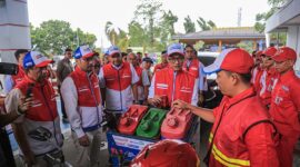 Wamen BUMN dan Direksi Pertamina Tinjau Layanan SPBU dan Serambi MyPertamina. FOTO : HMS