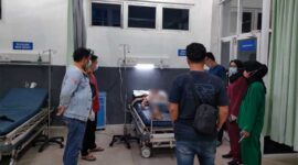 Korban Berinisial RS (17) warga Kota Baru Kota Jambi Saat Dilarikan ke Rumah Sakit Sebelum Akhirnya Meninggal dengan Luka Serius di Bagian Kepala. FOTO : Polsek Jamsel