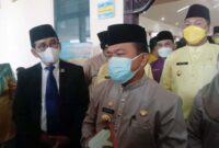 Gubernur Jambi Dr. Al Haris di DPRD Tanjab Barat, Selasa (10/8/21). FOTO : BUJANG