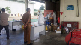 FOTO : Juru Bicara Covid-19 Tanjabbarat H. Taharuddin Saat Berada di PT. Petrochina Jabung Ltd Pematang Lumut, Betara, Selasa (21/07/20)