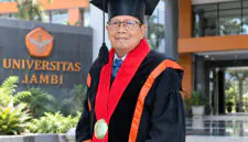  Guru Besar Hukum Pidana Universitas Jambi, Prof. Dr. Sahuri Lasmadi, SH., M.Hum. (FOTO : Dok. Pribadi/Ari/LT)