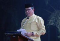 Wakil Bupati H. Hairan Saat Menutup MTQ ke-50 Tingkat Kabupaten Tanjung Jabung Barat tahun 2022 di Desa Suak Labu, Kecamatan Kuala Betara, Sabtu (26/11/22) malam. FOTO : Dokpim  