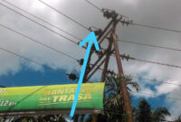 FOTO : Hang Issolator PLN yang Pecah di Parit Tekad Kecamatan Betara, Minggu (15/11/20)