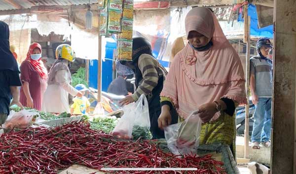 FOTO : Komoditas Pangan di Pasar Tradisional di Kuala Tungkal, Kabupaten Tanjung Jabung Barat 