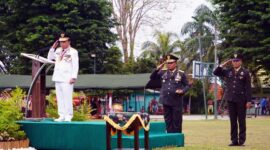 Gubernur Jambi Al Haris Sebagai Inspektur Upacara Peringatan HUT Ke-77 TNI lapangan Makorem Gapu, Rabu (5/10/22). FOTO : Dhea