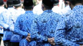 ILUSTRASI ASN Tengah Mengukuti Upacara