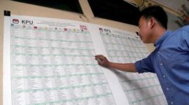 KPU Tanjabbar Berikan Kesempatan Masyarakat Tanggapi Bacaleg dalam DCS. [FOTO : ISt/kompas.id]