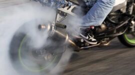 Ilustrasi Jambret Bermotor Tancap Gas