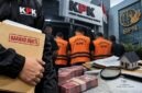 ILUSTRASI : Dalam OTT berskala besar di lingkungan BPN Bogor ini, tim penindakan KPK mengamankan 17 orang serta menyita uang tunai ratusan miliar rupiah yang disimpan di dalam 20 koper sebagai barang bukti. (FOTO : Dpk. Istimewa LT)