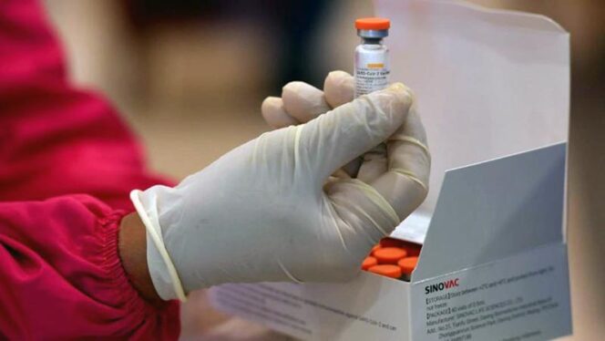 BPOM Setujui Vaksin Sinovac Untuk Lansia di Atas 60 Tahun. FOTO : Ilustrasi / Ist