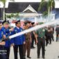 FOTO : Bupati Safrial dan Wabup Amir Sakib Menyaksikan Femo Pemakaian alat-alat Pemadaman Kebakaran, Senin (09/03/20)
