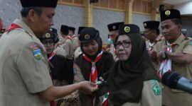 FOTO : Sekretaris Daerah Tanjung Jabung Barat, Ir. H. Agus Sanusi Melantik Majelis Pembimbing dan Pengurus Saka Bakti Husada Tingkat Cabang Tanjung Jabung Barat masa bakti 2020-2025, Senin (23/03/20).