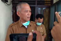 FOTO : Taharuddin, selaku Juru Bicara Tim Gugus Pencegahan dan Penanggulangan Covid-19 Kabupaten Tanjung Jabung Barat kepada sejumlah wartawan, Senin (23/03/20) sore.