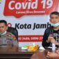 FOTO : Wali Kota Jambi Syarif Fasha dan Kapolda Jambi Irjen Pol Firman Shantyabudi di Posko Gugus Tugas Covid-19 Kota Jambi