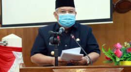 FOTO : Bupati Tanjab Barat Dr. Ir. H. Safrial MS 