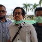 FOTO : Ketua HNSI Tanjab Barat Sufrayogi Syaipul, S.IP Saat Diwawancarai usai Melakukan Mediasi dan Pendampingan pada Pelaku HB di Mapolres Tanjab Barat, Rabu (27/05/20).