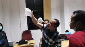 FOTO : Penggagalan Penyeludupan 100 Ribu Benih Lopster oleh Tim Petir Polres Tanjung Jabung Barat, Selasa (02/06/20) dinihari.