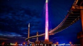 FOTO : Jembatan Gentala Arasy Bentuknya Meliuk Liuk seperti huruf S di Atas Sungai Batanghari Hanya Dikhususkan Bagi Pejalan Kaki
