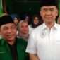 FOTO : Dr. H. Syarif Fasha (Baju Putih)