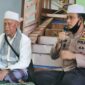 FOTO : Kapolres Tanjab Barat AKBP Guntur Saputro Melaksanakan PPSD Desa Makmur Jaya, Kecamatan Betara, Kamis (25/06/20)