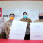 FOTO : Bupati Tanjung Jabung Barat H. Safrial dampingi Gubernur Jambi H. Fachrori Umar dalam rangka meninjau pelaksanaan program penanganan dan pencegahan virus Covid-19 di PT Lontar Papyrus Pulp & Paper Industry (LPPPI) dan WKS, Senin (13/07/20).