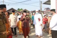 FOTO : Bupati Tanjab Barat Dr. H. Safrial beserta jajaran Forkopimda Tanjung Jabung Barat Sholat Idul Adha 1441 Hijriah di Masjid Agung Al-Istiqomah, Jumat (31/07/20)