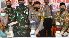 FOTO : Kapolresta Jambi menggelar Pemusnahan barang bukti Narkotika jenis Shabu sebanyak 1,098 kg, Ekstasi sebanyak 142,97 gram, Ganja sebanyak 25,85 kg, Kamis (30/07/20)