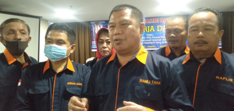 FOTO : Ramli Taha, SH, MH Ketua Presidium asal Kabupaten Kerinci untuk periode 2020-2021