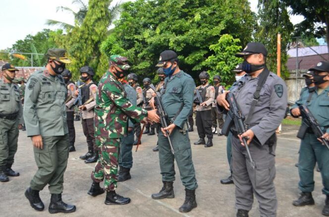 FOTO : Pelepasan Pemberangkatan Tim Gabungan Operasi Pengamanan Peredaran Hasil Hutan di Kantor Kehutanan Prov Jambi, Selasa (01/09/20)