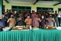 FOTO : Bupati Tanjung Jabung Barat Dr. H. Safrial Saat Hadiri Perayaan HUT TNI ke 75 di Makodim 0419/Tanjab, Senin, (05/10/20).