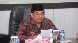 FOTO : Bupati Tanjab Barat, H. Anwar Sadat