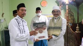 Bupati KH. Anwar Sadat dan Wabup Hairan Safari Ramadhan di Darussalam, Desa Sungai Muluk, Kecamatan Muara Papalik. FOTO : Prokopim.