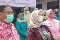 FOTO : TP-UKS Jambi Tinjau Kesiapan Sekolah Tatap Muka di Tanjabbar di TK Kemala Bhayangkara Kuala Tungkal.
