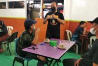 Kapolrea Tanjab Barat Saat Menggelar Sosialisasi kepatuhan protokol Kesehatan di Wakop H. Ismail Parit 1 Kuala Tungkal, Sabtu (30/05/21). FOTO : Humasres.