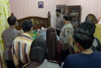 Kapolres Tanjab Barat AKBP Guntur Saputro, SIK, MH diikuti Wakapolres Kompol Alhajat, SIK, Katua Bhayangkari Cabag dan personil, Kamis (24/06/21). FOTO : HMSRESTJB.