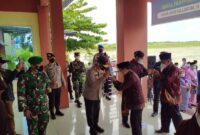 Penyambutan Al Haris-Abdullah Sani Saat Tiba di Bandara Jambi, Kamis (08/07/21) sekitar pukul 10.25 WIB. FOTO : GRUP WARTAWAN JAMBI