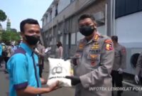 Kalemdiklat Polri Serahkan Bantuan Sosial untuk Nakes RS Bhayangkara dan Tenaga Kebersihan