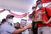 Bupati H. Anwar Sadat Saat Membuka Lomba Seni Burung Berkicau Bupati Cup Tahun 2021 di Lapangan Meox 83 Jln. Manunggal, Minggu (12/9/21). FOTO : PROKOPIM