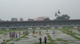 Bermain di Tengah Hujan, PS Bungo Lumpuhkan PS Tanjabtimur 3-1 di Stadion Tri Lomba Juang KONI Jambi
Senin (10/1/22). FOTO : Ist