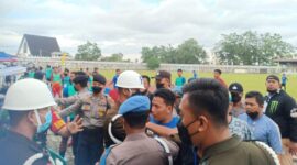 Situasi Pertandingan Antara PS Kota Jambi vs PS Batanghari, Selasa (11/1/22). FOTO : Noval