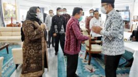 Bupati Masnah Ikuti Studi Banding Pengelolaan P1 Bersama Gubernur ke Pemprov Jabar, Rabu (2/2/22). FOTO : Kominfo.