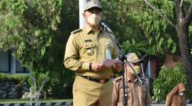 Wali Kota Jambi Dr. H. Syarif Fasha, ME Saat Pimpin Apel Peningkatan Disiplin Aparatur Sipil Negara (ASN), Senin (07/2-22). FOTO : HMS.