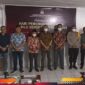 Kabag Ops Polres Tanjab Barat Kompol Jan Manto Hasiholan Ketika hadiri Virtual Acara Launching Peluncuran Hari Pemungutan Suara Pemilu Serentak 2024 di Kantor KPU Tanjab Barat, Selasa (15/2/22). FOTO : Ist.