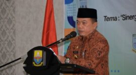 Gubernur Jambi Dr. H. Al Haris