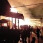 Gedung Walet di Labuhan Pering Sadu Terbakar. FOTO : Nov/Ist